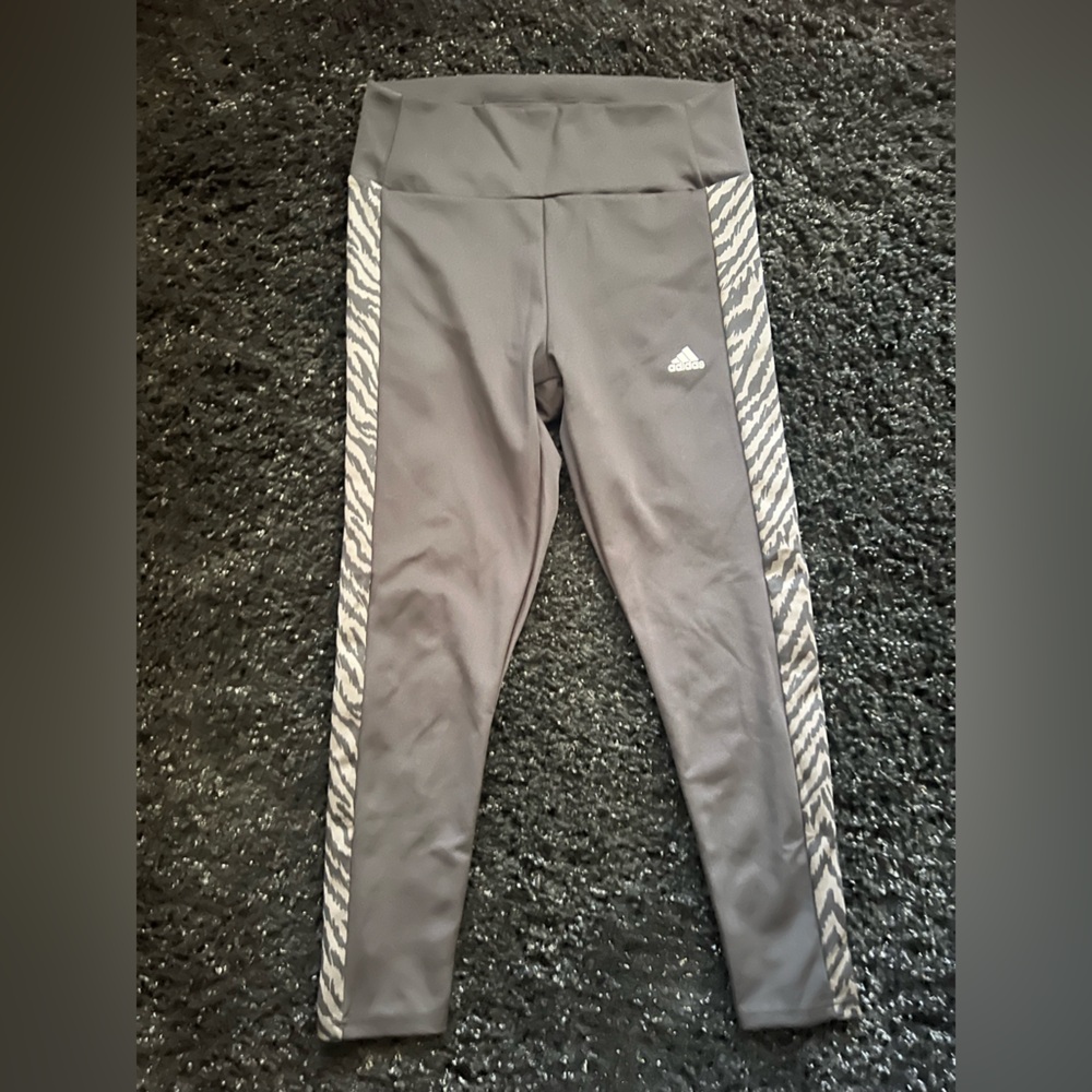 Adidas Black Leggings with Gray Zebra Side Panels – Size Large - New W/O tags
